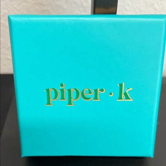 Piper K | Fun Food Earrings Set 🍔🍟 - Picture 2 of 5